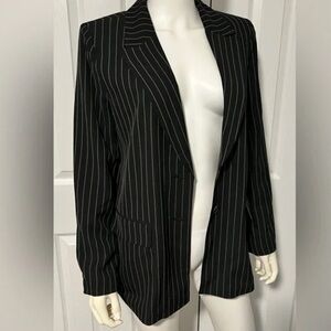 Forever 21. Pin strip blazer